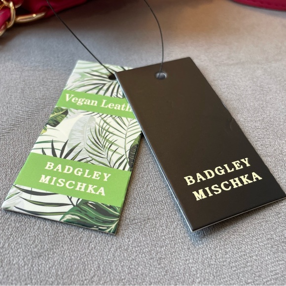 Badgley Mischa Vegan Leather Hot Pink Quilted Messenger Pearl Bag - Picture 12 of 12